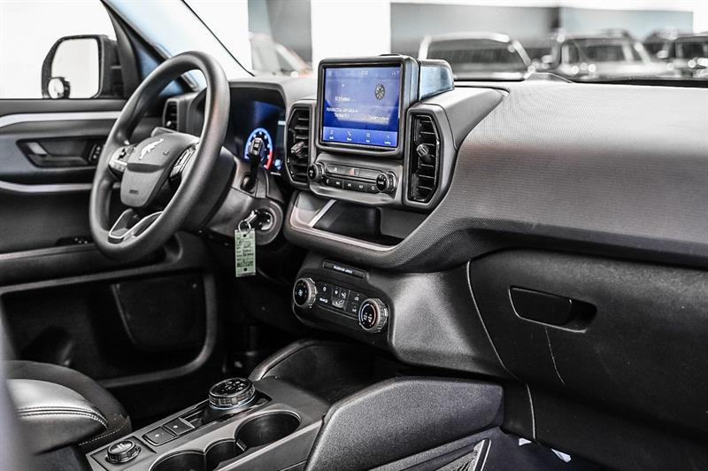ford Bronco Sport 2023 - 32