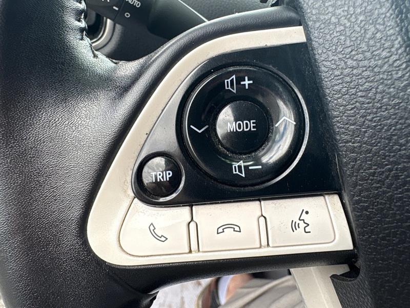toyota Prius Prime 2019 - 16