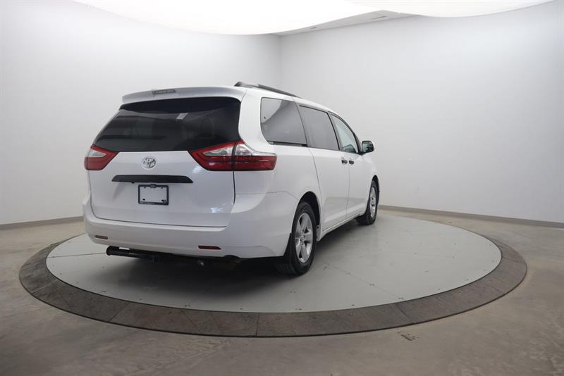 toyota Sienna 2016 - 4