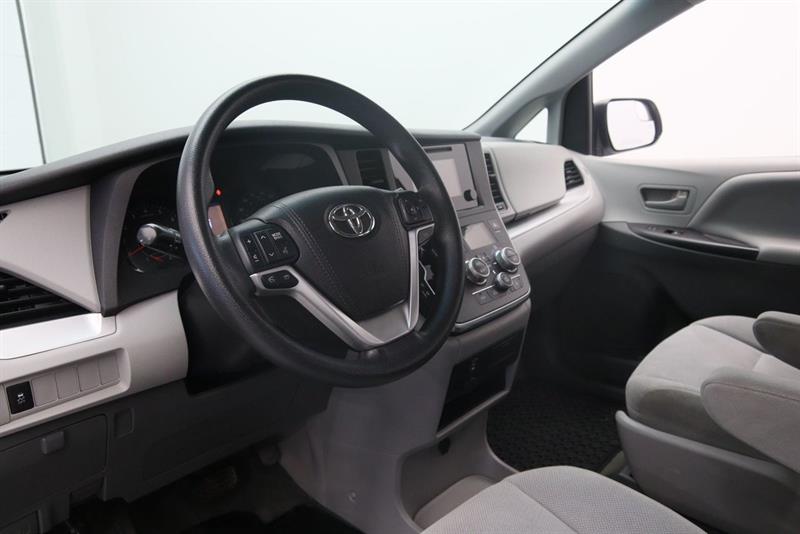 toyota Sienna 2016 - 7