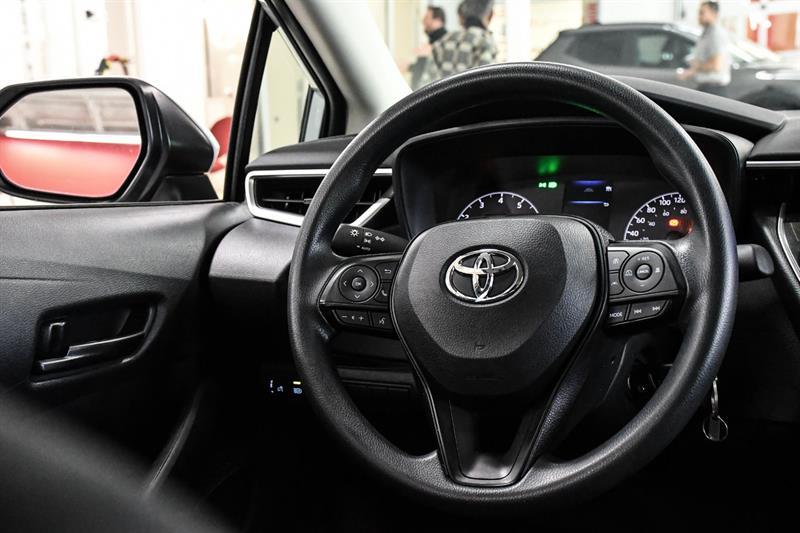 2024 Toyota Corolla - Image 22