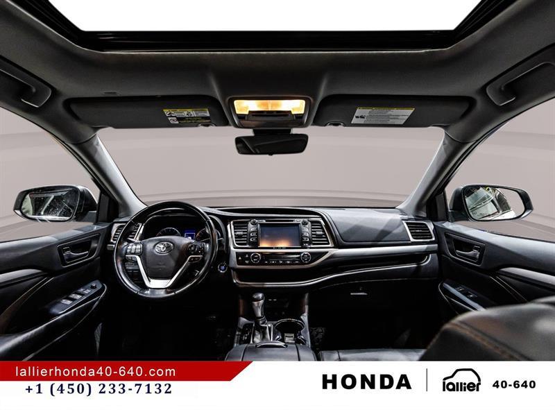 2019 Toyota Highlander - Image 14
