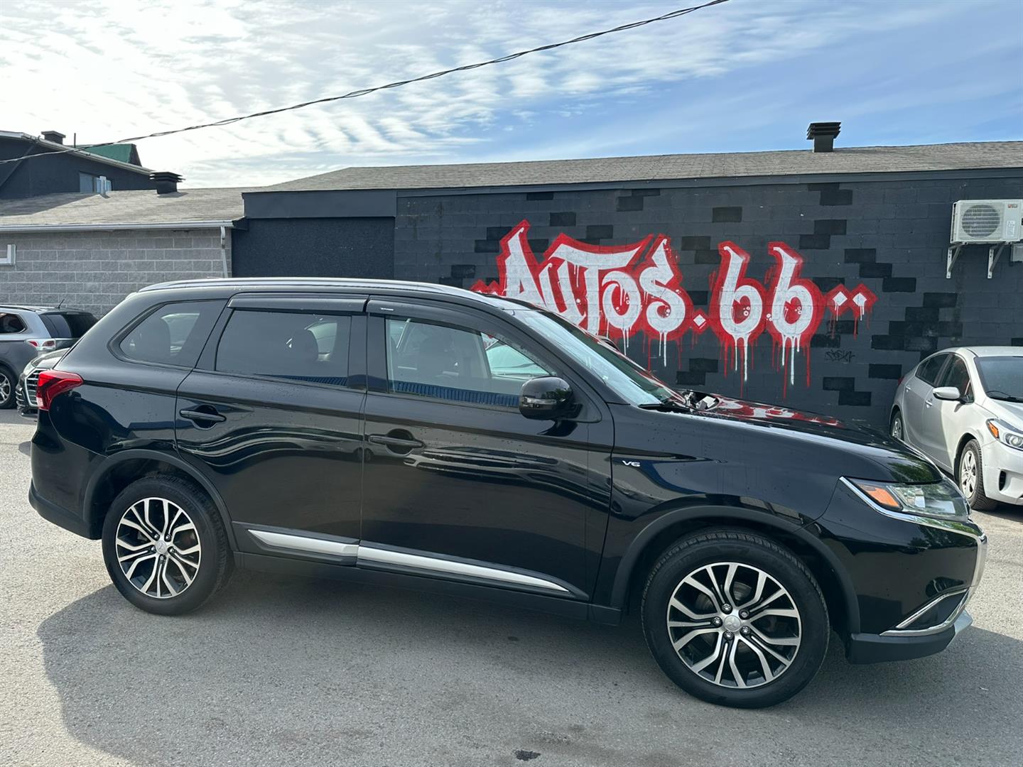Black 2018 Mitsubishi Outlander SE AWC SUV / Crossover All-Wheel Drive Automatic