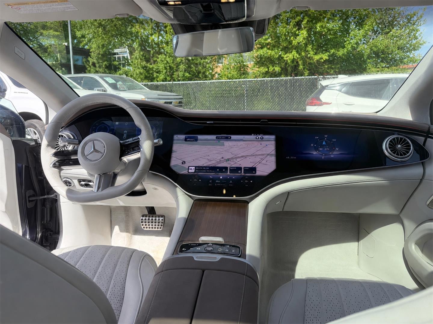 mercedes-benz EQS 2022 - 17