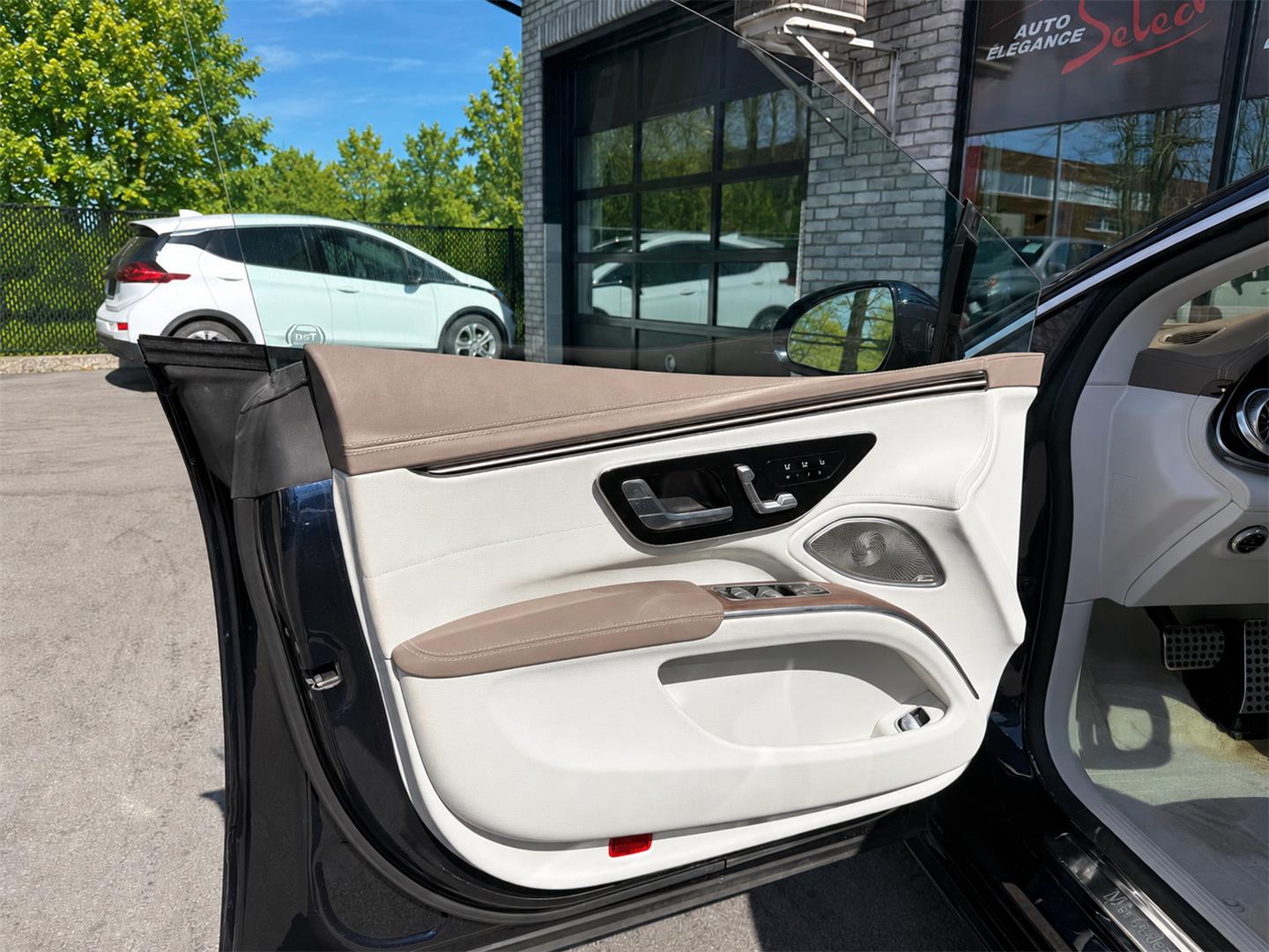 mercedes-benz EQS 2022 - 25