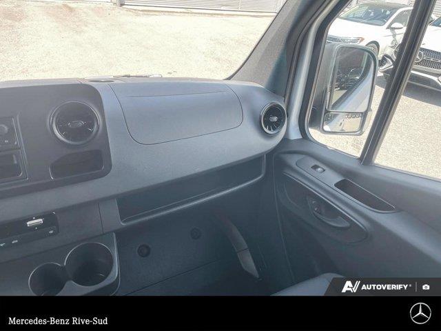 mercedes-benz Sprinter 2500 Cargo Van 2023 - 11