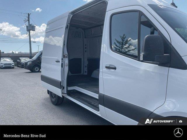 mercedes-benz Sprinter 2500 Cargo Van 2023 - 24