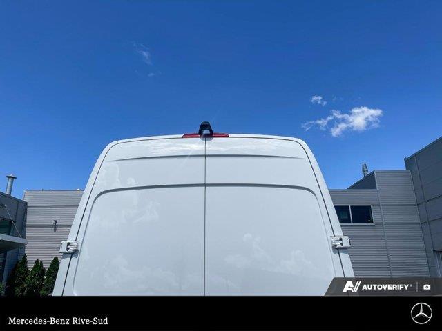 mercedes-benz Sprinter 2500 Cargo Van 2023 - 26