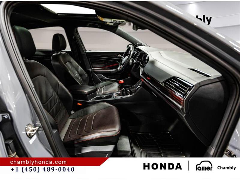 volkswagen Jetta GLI 2023 - 18