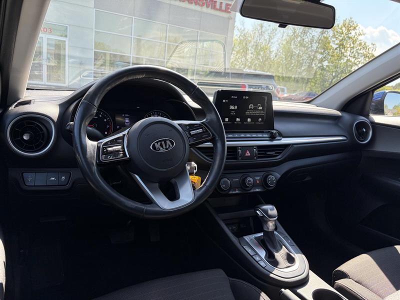 kia Forte 2019 - 8