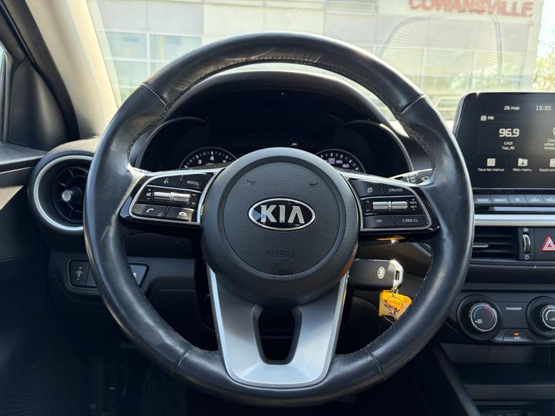 kia Forte 2019 - 11