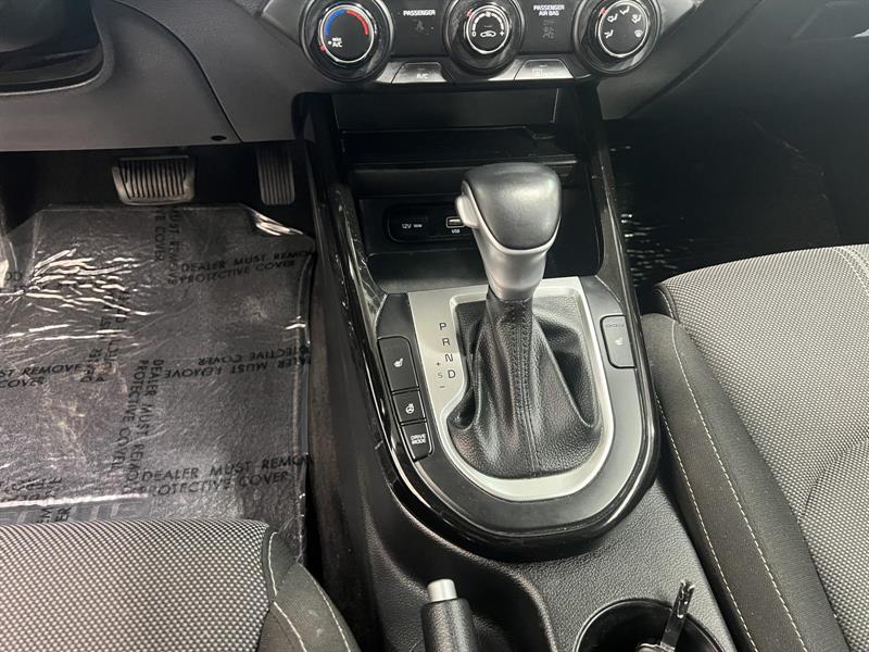 kia Forte 2023 - 11