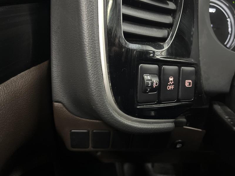 mitsubishi Outlander 2018 - 11