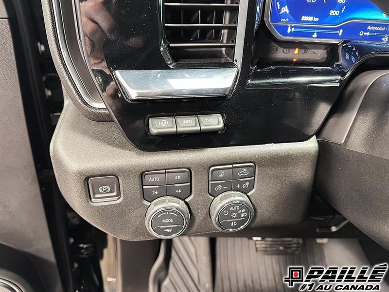 chevrolet Silverado 2500HD 2024 - 16