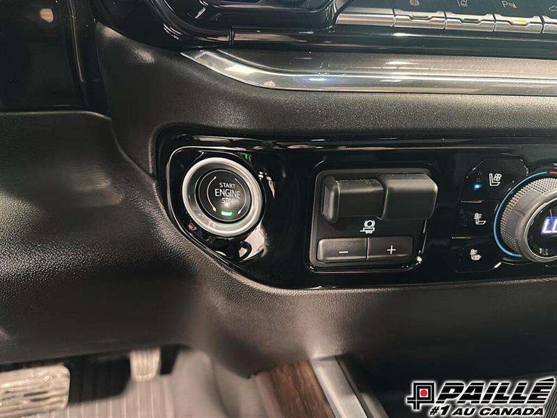 chevrolet Silverado 2500HD 2024 - 17