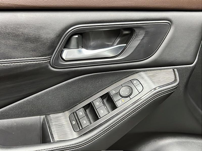 nissan Rogue 2023 - 24