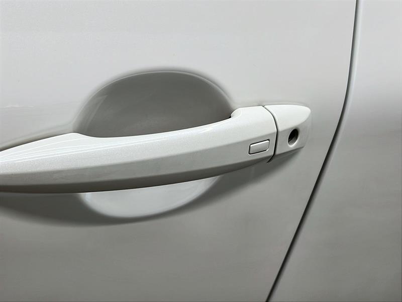 nissan Rogue 2023 - 27