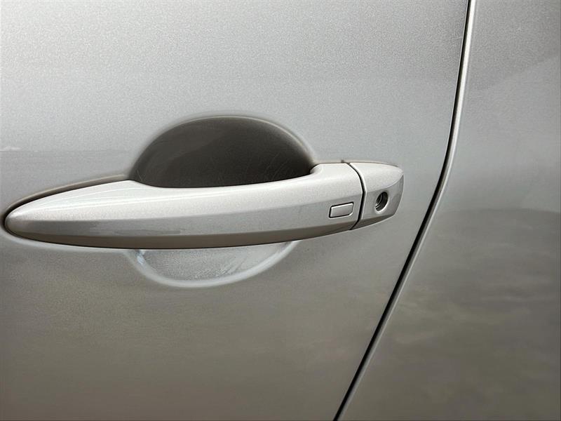 nissan Rogue 2023 - 25