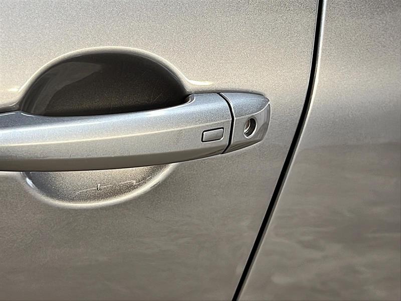 nissan Rogue 2023 - 25