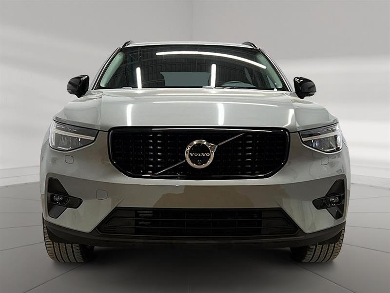 volvo XC40 2024 - 2