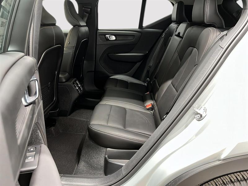 volvo XC40 2024 - 9