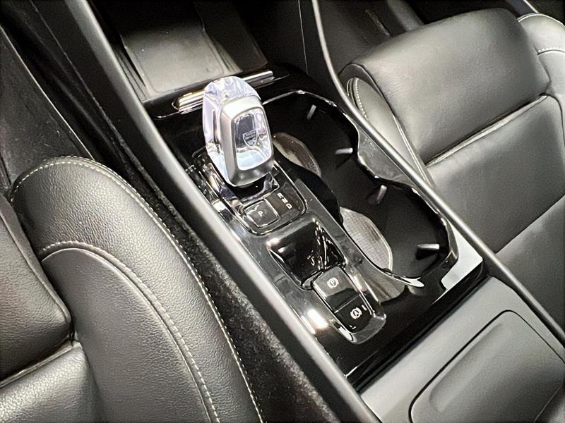 volvo XC40 2024 - 15