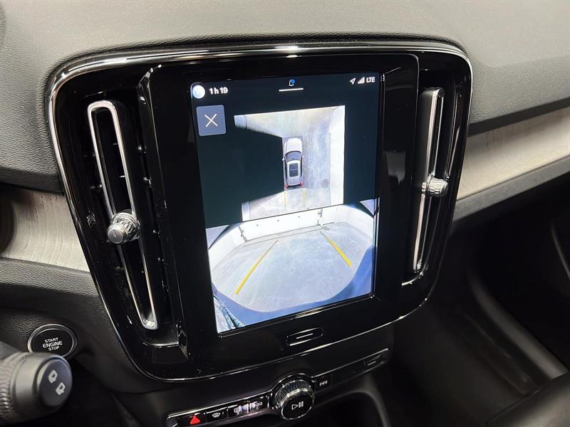 volvo XC40 2024 - 18