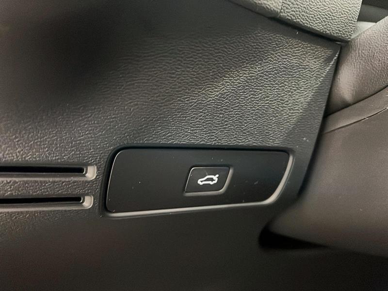 volvo XC40 2024 - 23
