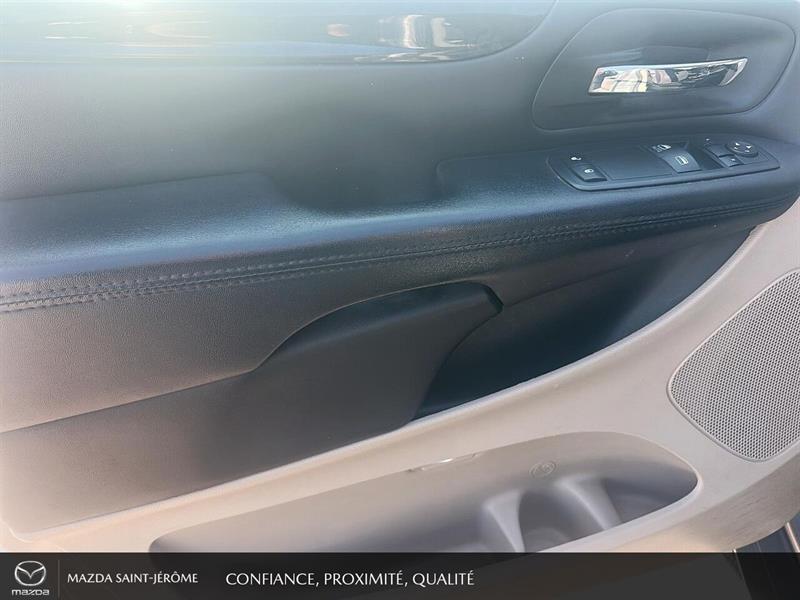 dodge Grand Caravan 2017 - 12