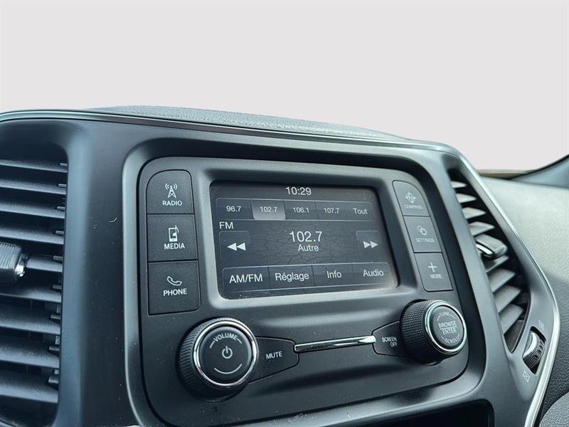jeep Cherokee 2019 - 28