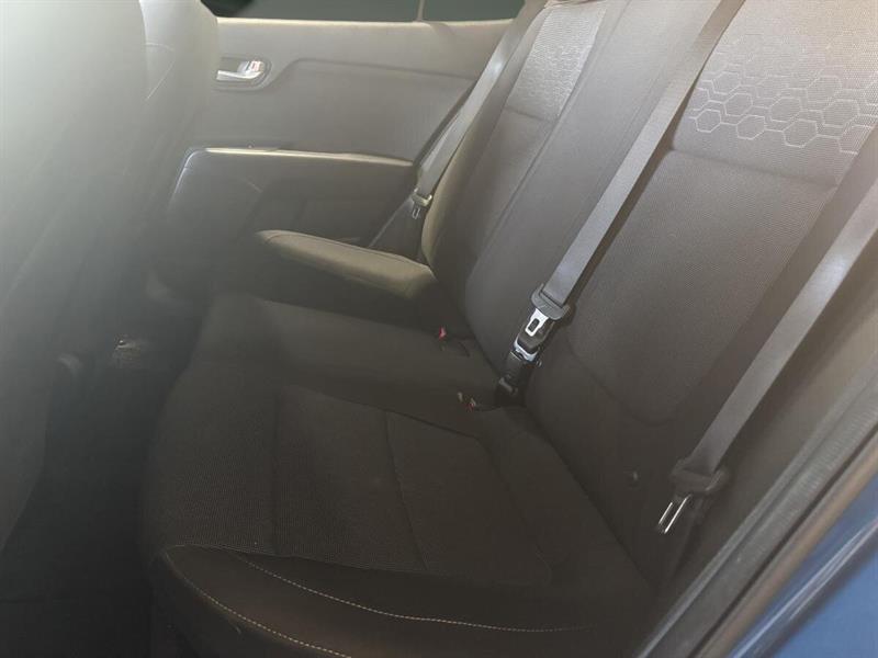 kia Rio5 2021 - 11