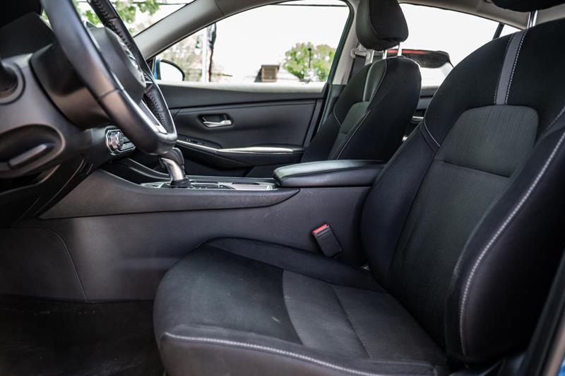 nissan Sentra 2020 - 12