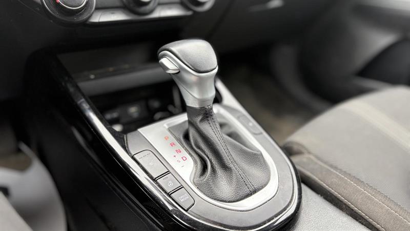 kia Forte 2023 - 21