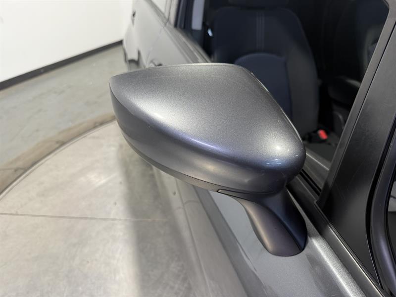 nissan Versa Note 2019 - 9