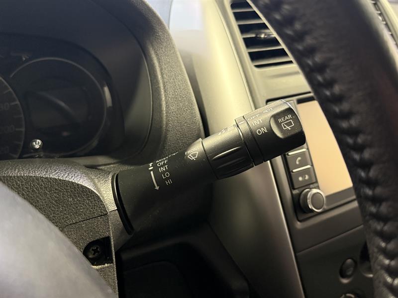 nissan Versa Note 2019 - 18