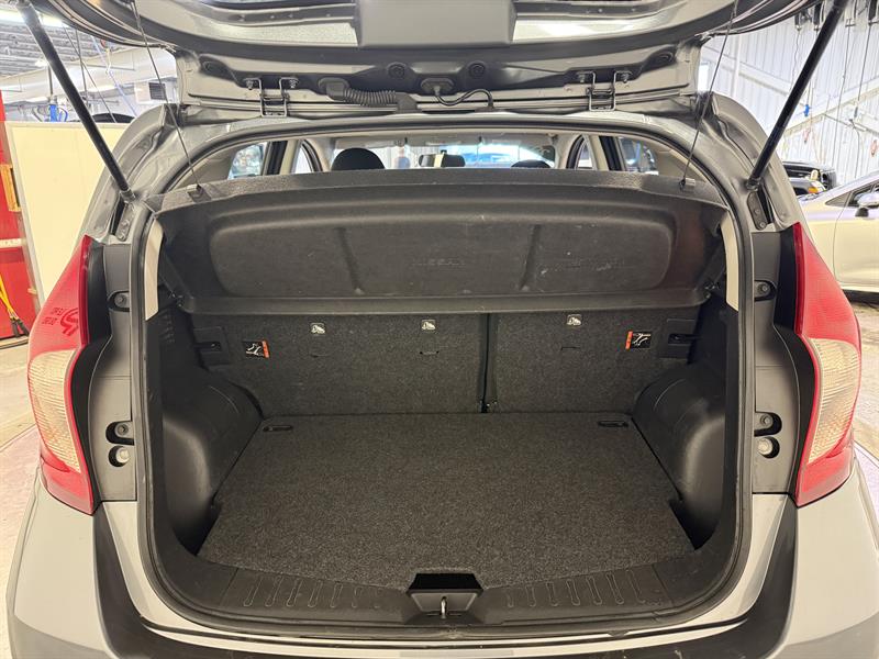 nissan Versa Note 2019 - 25
