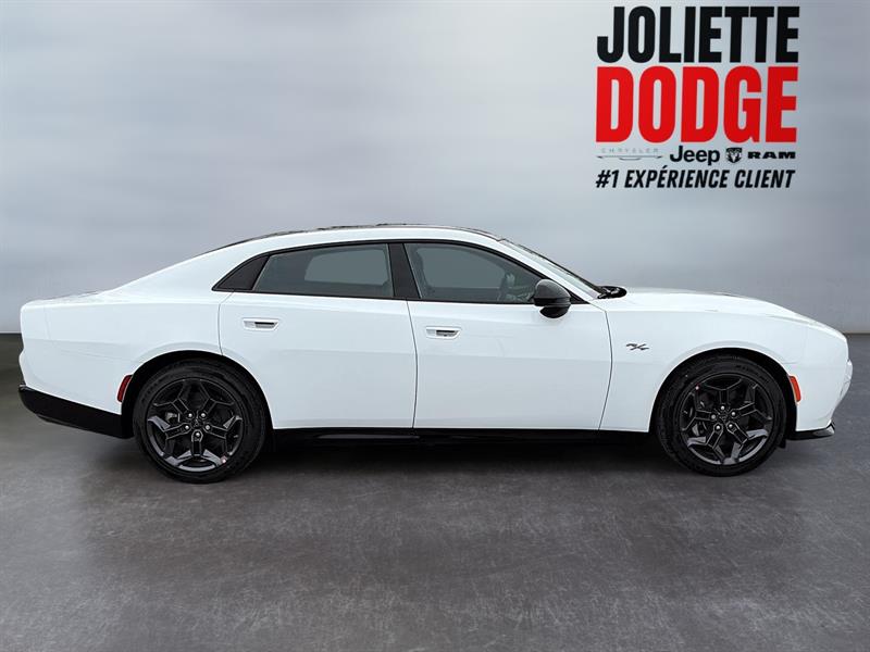 dodge Charger 2026 - 8