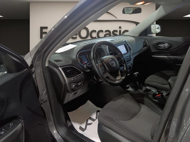 jeep Cherokee 2019 - 11