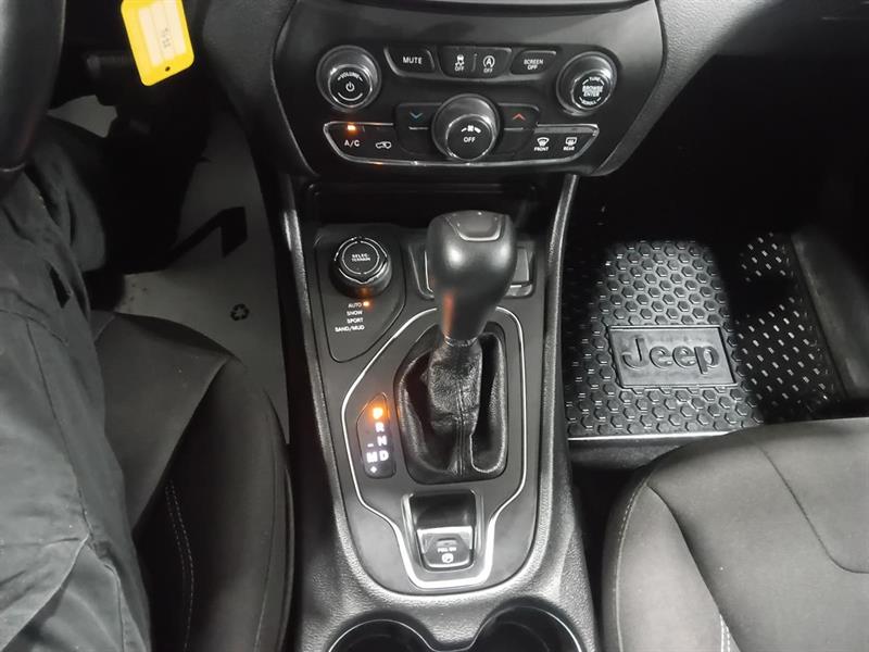 jeep Cherokee 2019 - 24