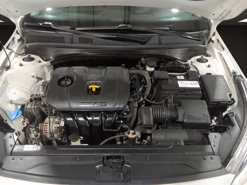 kia Forte 2021 - 9