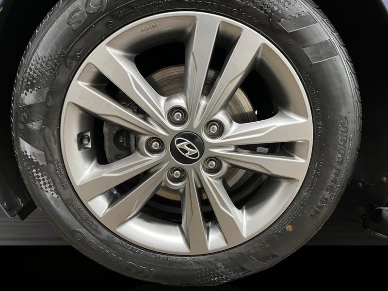 hyundai Elantra 2018 - 21