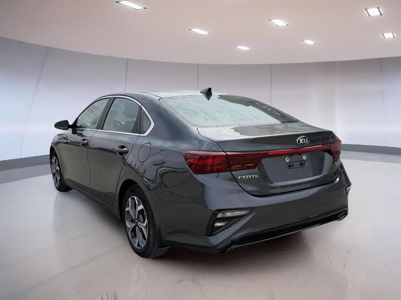 kia Forte 2021 - 7
