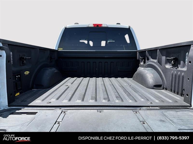 ford F-150 Lightning 2023 - 16