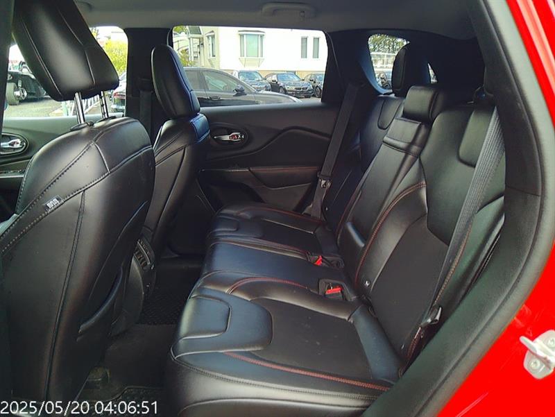 jeep Cherokee 2019 - 16