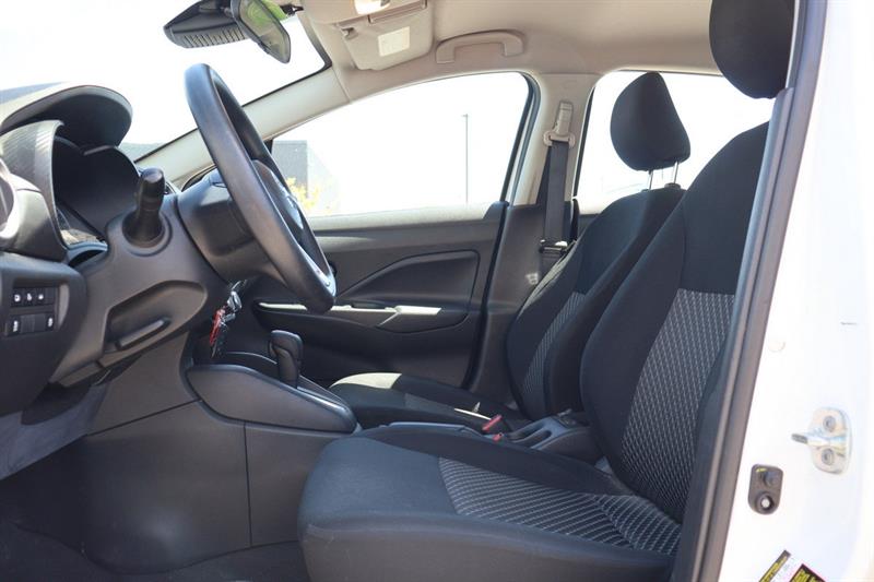 nissan Versa 2022 - 7
