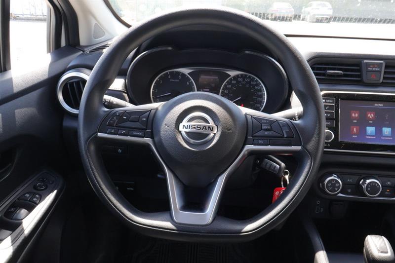 nissan Versa 2022 - 10