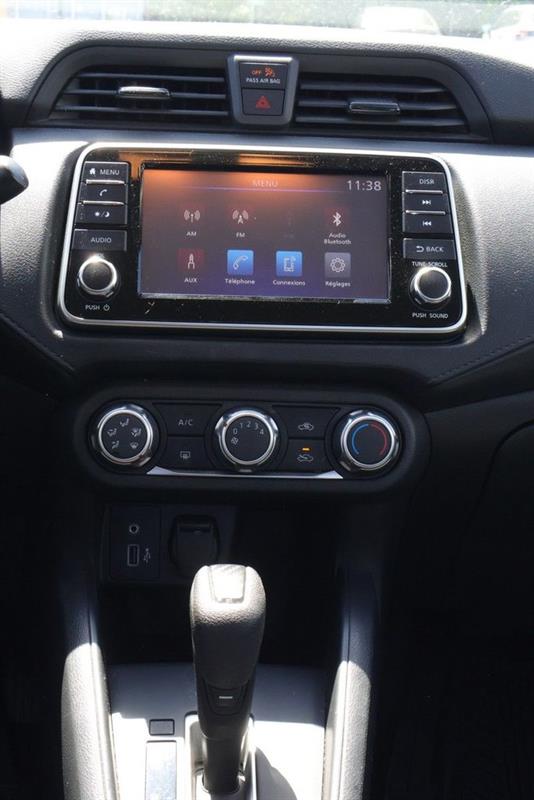 nissan Versa 2022 - 14