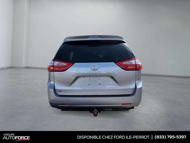 toyota Sienna 2017 - 3