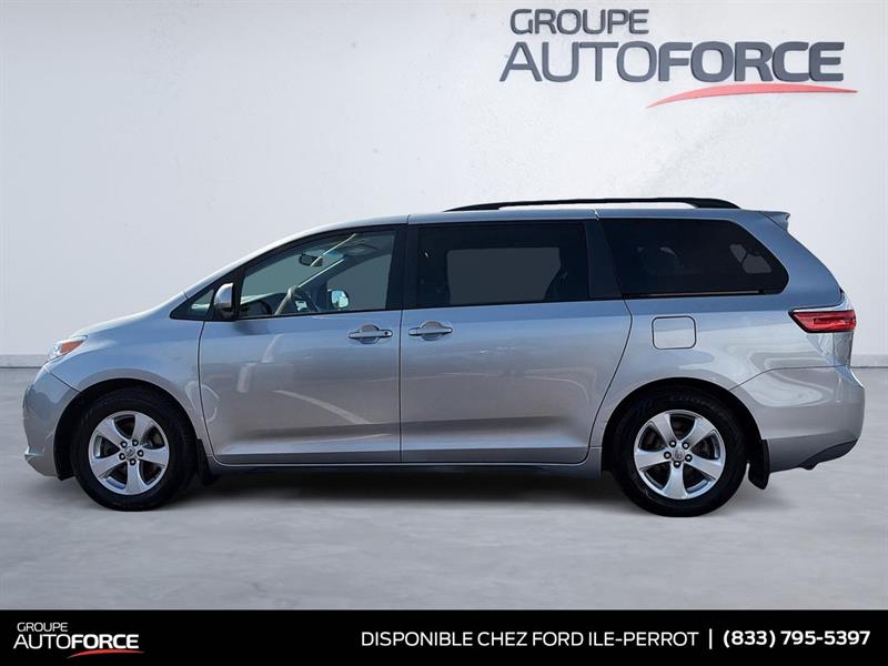 toyota Sienna 2017 - 5