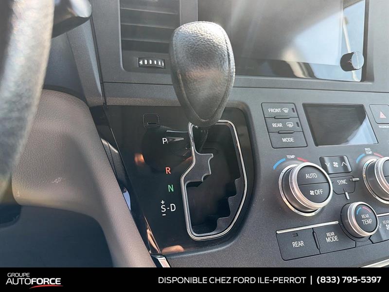 toyota Sienna 2017 - 14